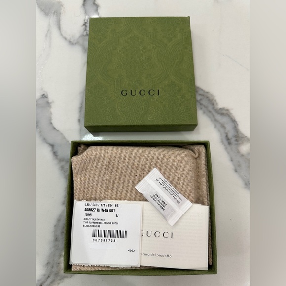 Gucci GG Supreme Web Bifold Wallet - Picture 9 of 9